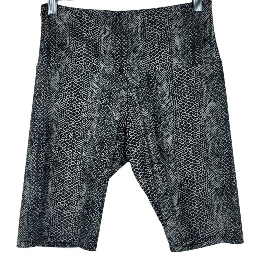 Onzie Black/White Animal Print Walking Hiking Workout Bike Shorts M/L
